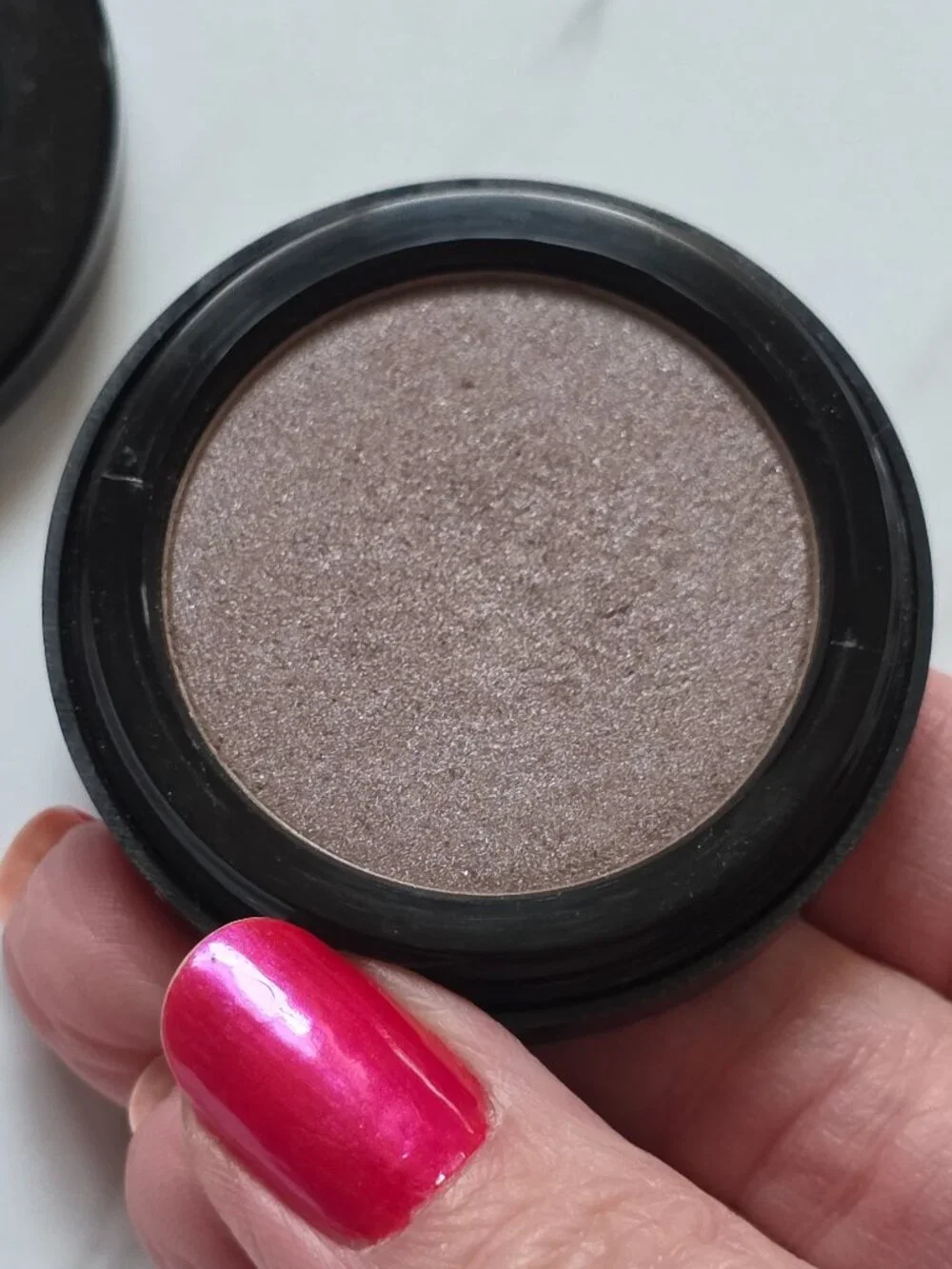 Bobbi Brown FAWN 9 Shimmer Wash Eye Shadow (0.09 oz.)